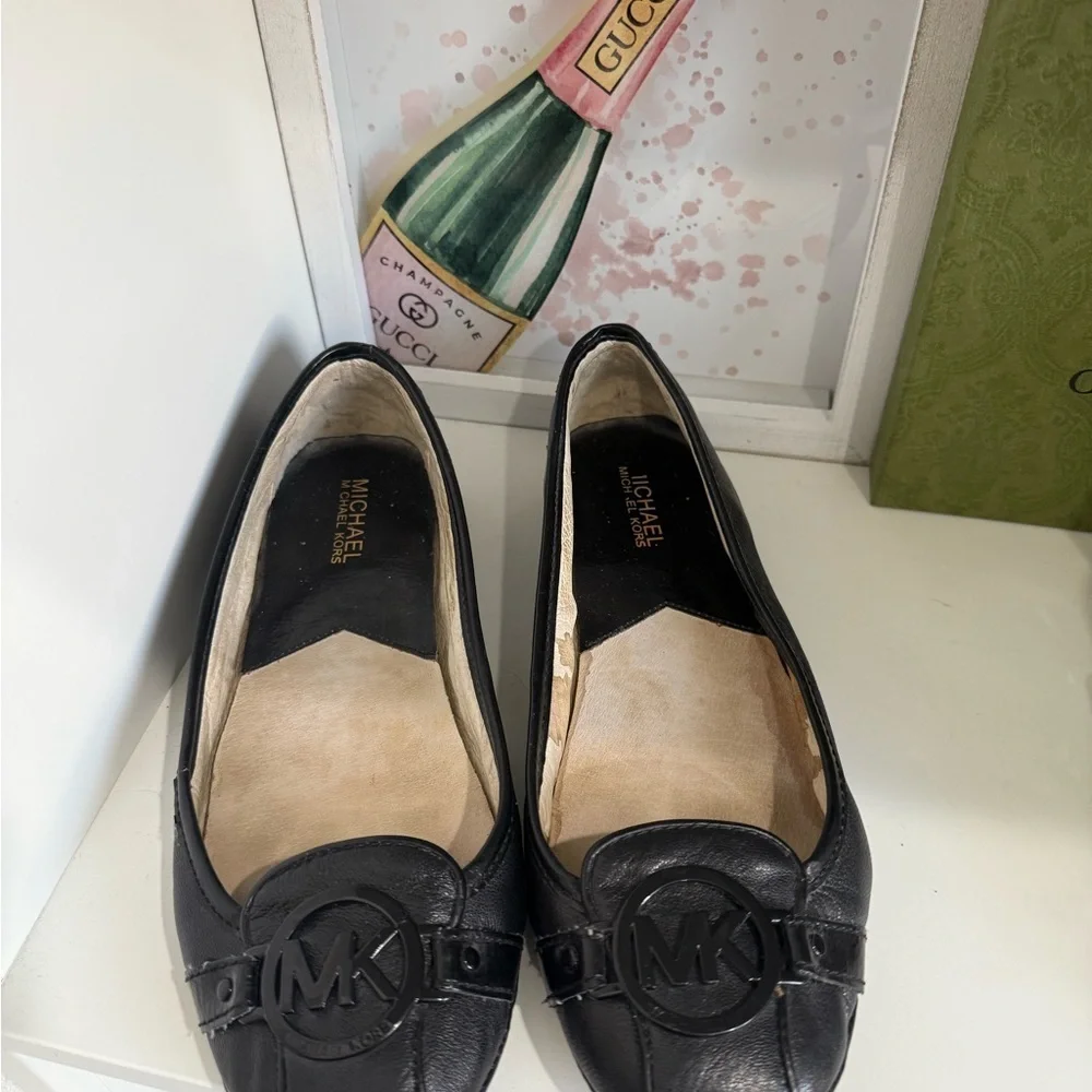 Michael Kors Black Leather loafers size 8